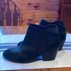 Lucky Brand leather bootie
